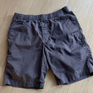 Uniqlo Men's Charcoal Flat Front Shorts